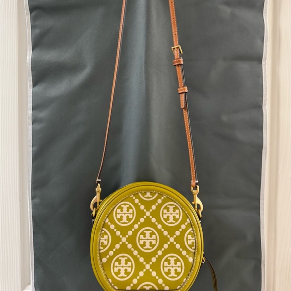 Tory Burch Handbags - Tory Burch Olive Patterned Round Crossbody Bag-like new!
